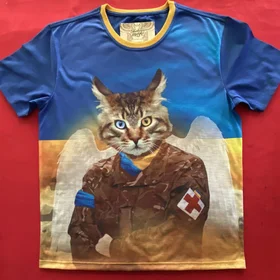 Футболки с полной запечаткой: котик ВСУ - медик